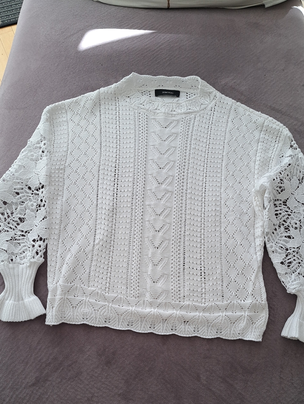 White Lace-Sleeve Knit Pullover